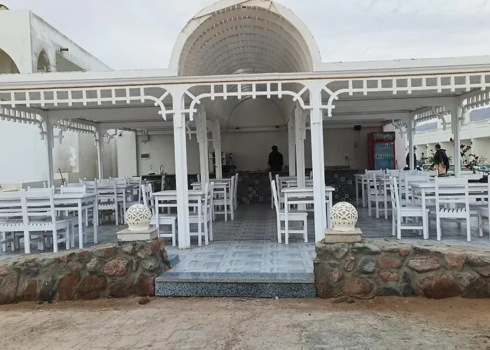 Otel Nubia Island View *